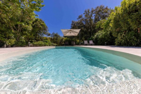 06BV Quiet cottage with pool